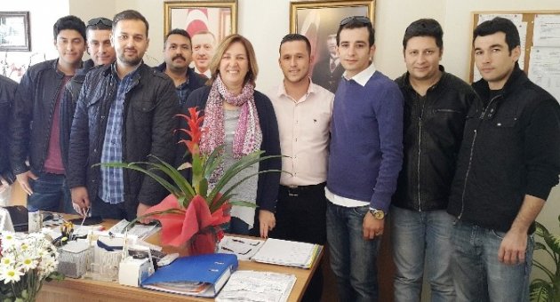 112 Ambulans Şoförleri AK Parti’li Demiralp’i Ziyaret Etti