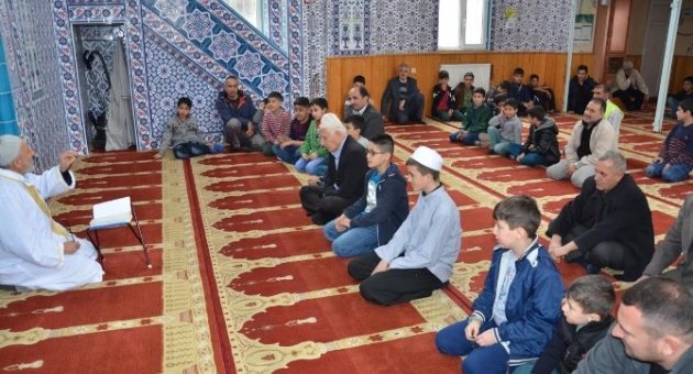 ‘Ailecek Camideyiz’ Etkinliğine Yoğun İlgi