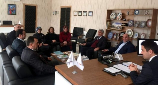 AK Parti’den TKDK’ya ’Hayırlı Olsun’ Ziyareti