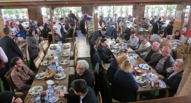 Aliağa’daki Malatyalılar Sosyal Yardım İçin Buluştu
