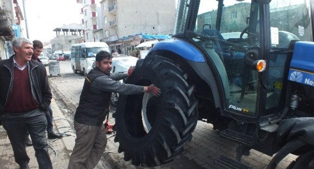 Baharın Gelişi Oto Lastikçilerinin Yüzünü Güldürdü
