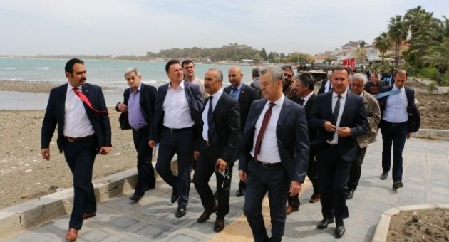 Başkan Savaş Köprü İnşaatında İncelemede Bulundu