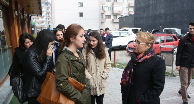 Başkan Yardımcısı Davarcıoğlu Öğrencilerin Ulaşım Sıkıntılarını Dinledi