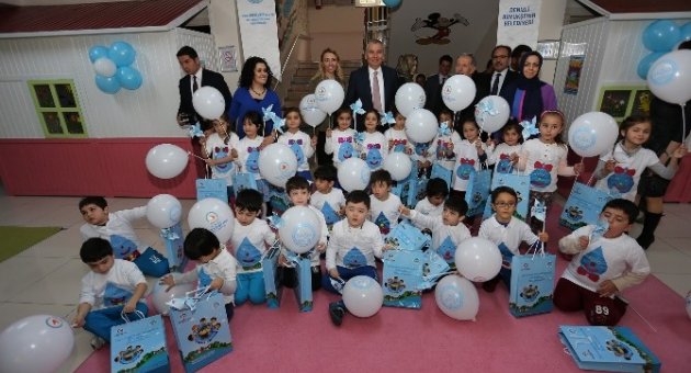 Başkan Zolan Çocuklarla Oyun Oynadı