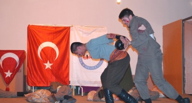 Çanakkale Zaferi’ne Özel Tiyatro Sunumu