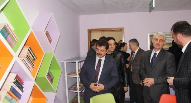Durmuş Torun İlkokulu’nda ‘Z-kütüphane’ Açılışı
