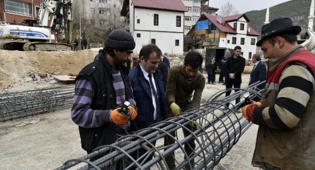 Gümüşhane’de Kapalı Pazaryeri Çalışmaları