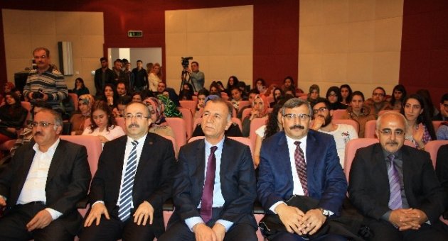 Kütüphane Haftası Çeşitli Etkinliklerle Kutlanıyor