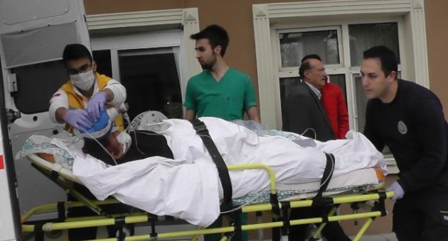 Nefes Borusuna Yiyecek Kaçan Yaşlı Kadın Ölümden Döndü