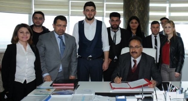 Öğrencilerden Rektör Yılmaz’a Ziyaret