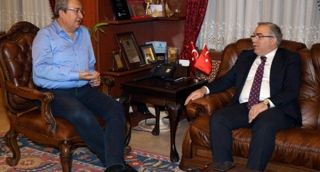 TOKİ Başkanı Ergün Turan, Belediye Başkanı Ünver’i Ziyaret Etti