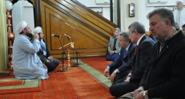 Vali Kahraman Astsubay Fetih Özdemir İçin Düzenlenen Mevlid-i Şerif Programına Katıldı